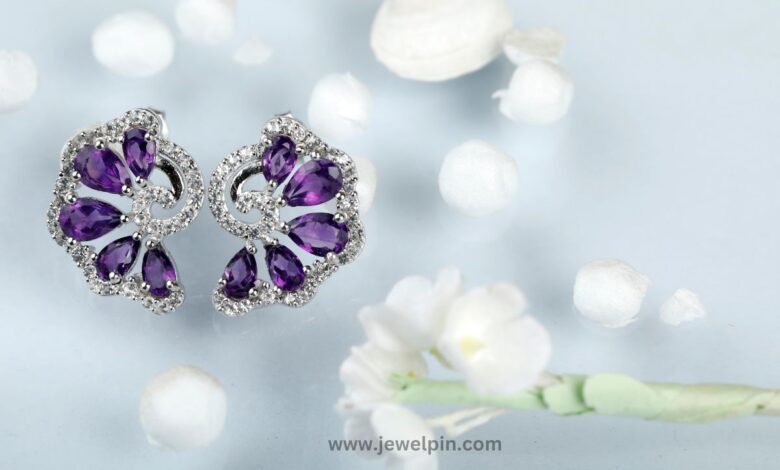 Jewelpin - A style odyssey wearing sterling silver gemstone jewellery from classic to current to vintage