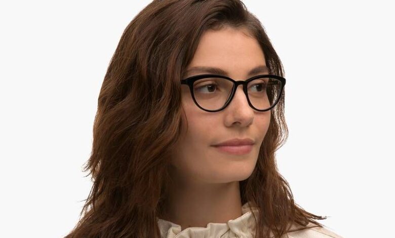 natural-beauty-with-nike-glasses