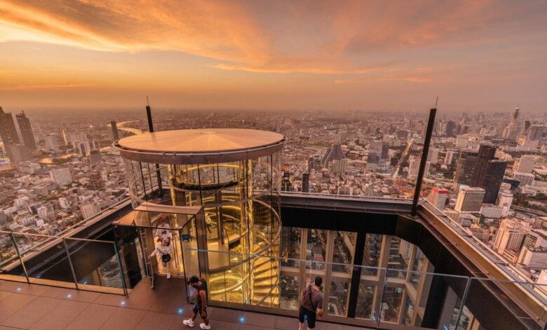 Mahanakhon Skywalk WingsMyPost