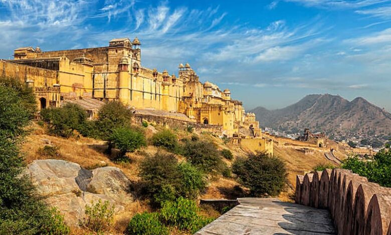 5 most famous Rajasthan forts and places to visit